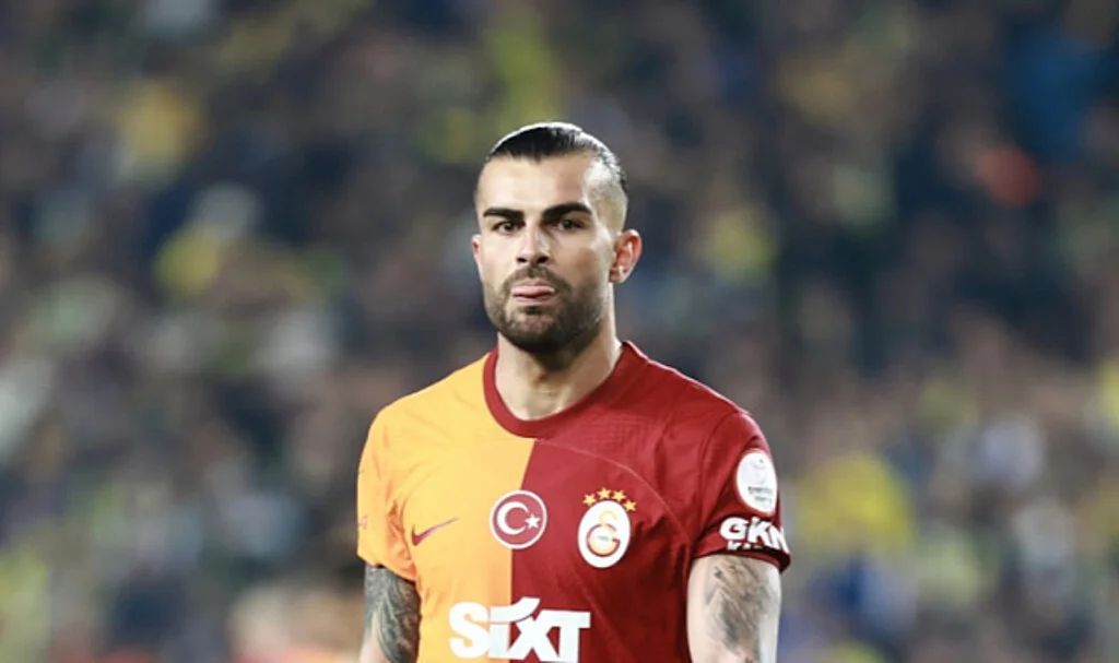 Galatasaray'da Abdülkerim Bardakcı Trabzonspor maçını tamamlayamadı