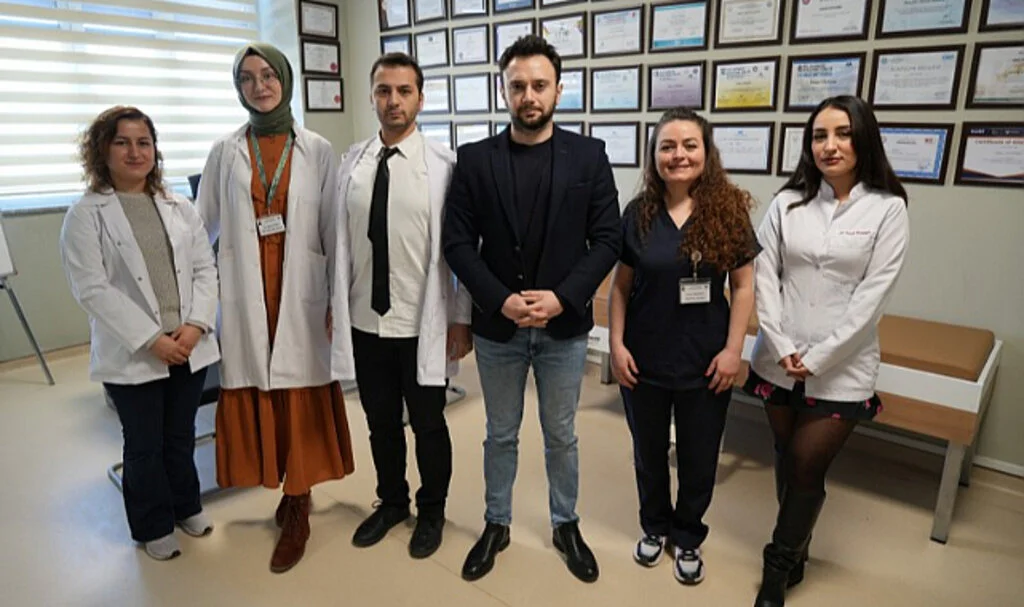 Haber izlemeyenler ve çok meyve tüketenlerin koronaya yakalanmadığı ortaya çıktı