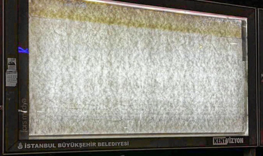 İYİ Parti’den CHP’li belediyelere reklam tepkisi