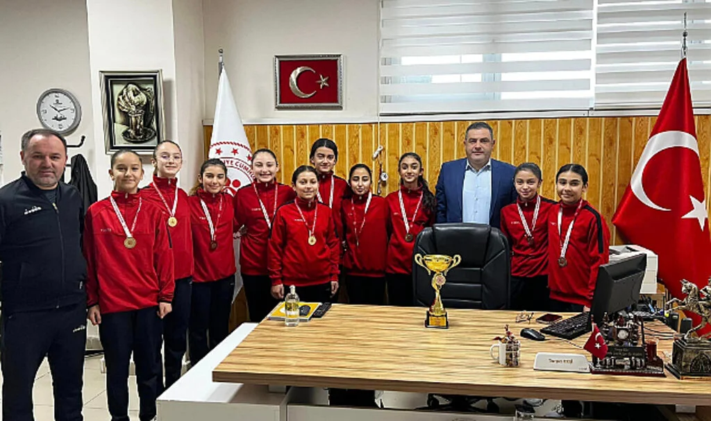 Küçük sultanlardan teşekkür ziyareti