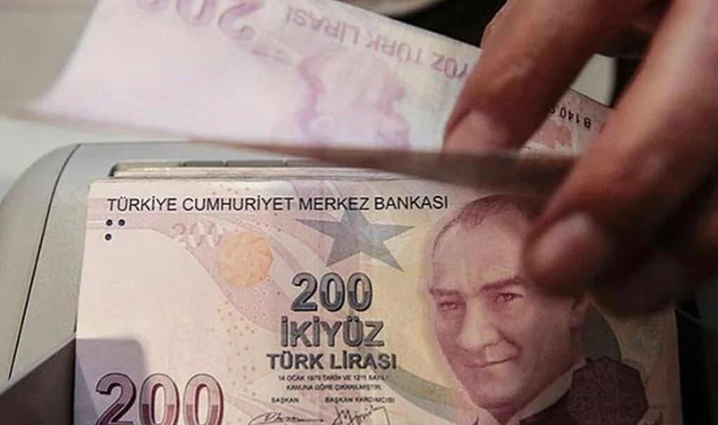 Memurların gözü kulağı bu haberde! Kulisler hareketlendi, çalışmalar başladı: Memura büyükşehir tazminatı geliyor, maaş farkı...