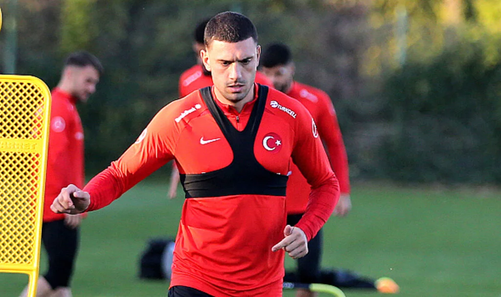 Merih Demiral Milan yolunda