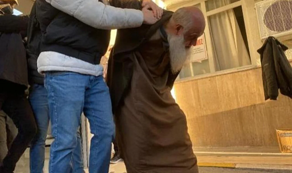 Mossad ajanları depremi fırsata çevirmiş! Dini sohbetlerle güven kazanmışlar 'Ayet, hadis okuyordu'