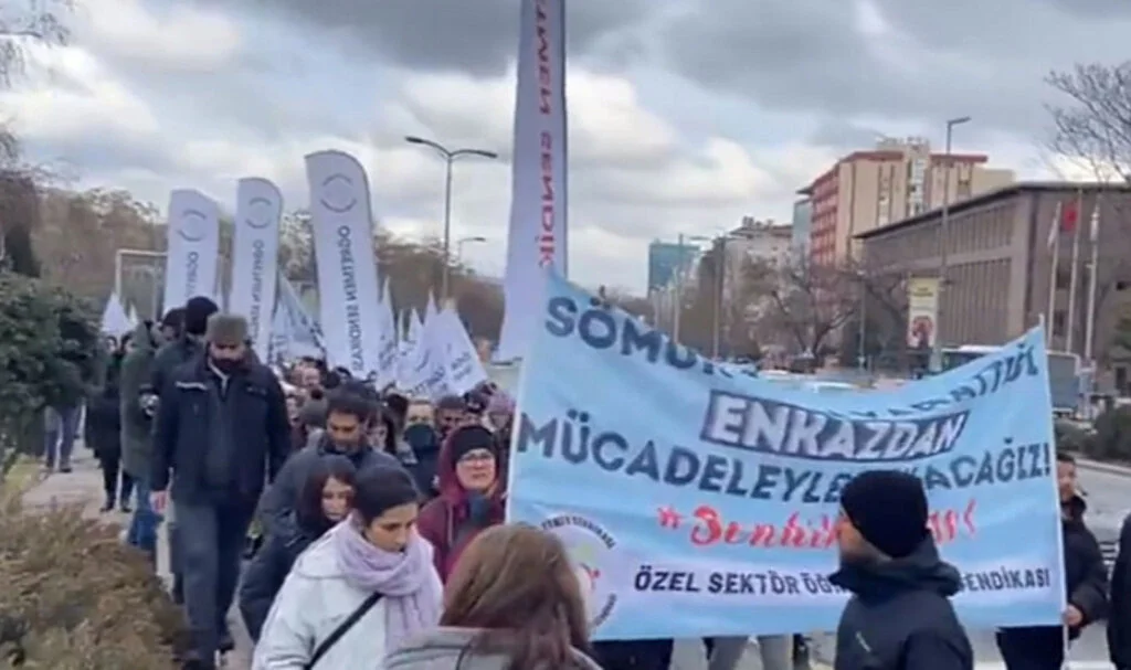 Özel sektör öğretmenleri 'taban maaş' için Meclis'e yürüyor