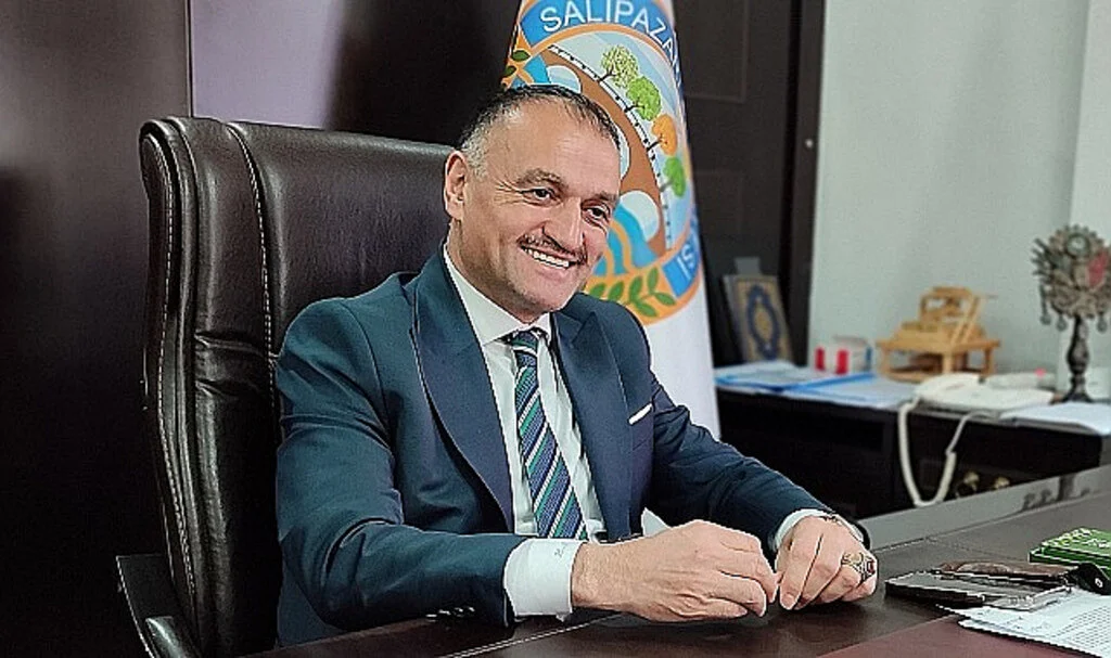 Salıpazarı Belediye Başkanı Halil Akgül: 'Yeni yıl başlangıç demektir '