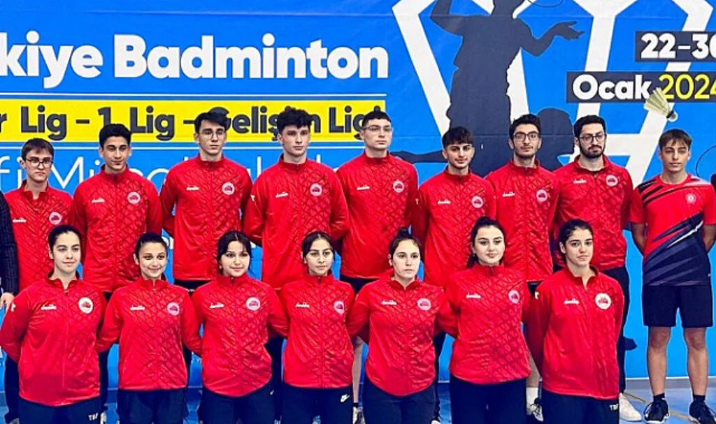  Samsun Badmintonda Süper Lig'e yükseldi