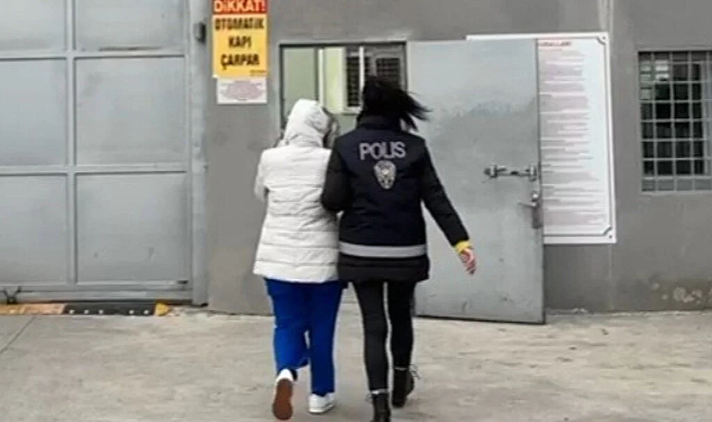 Samsun'da 55 yıl hapis cezası bulunan kadın yakalandı