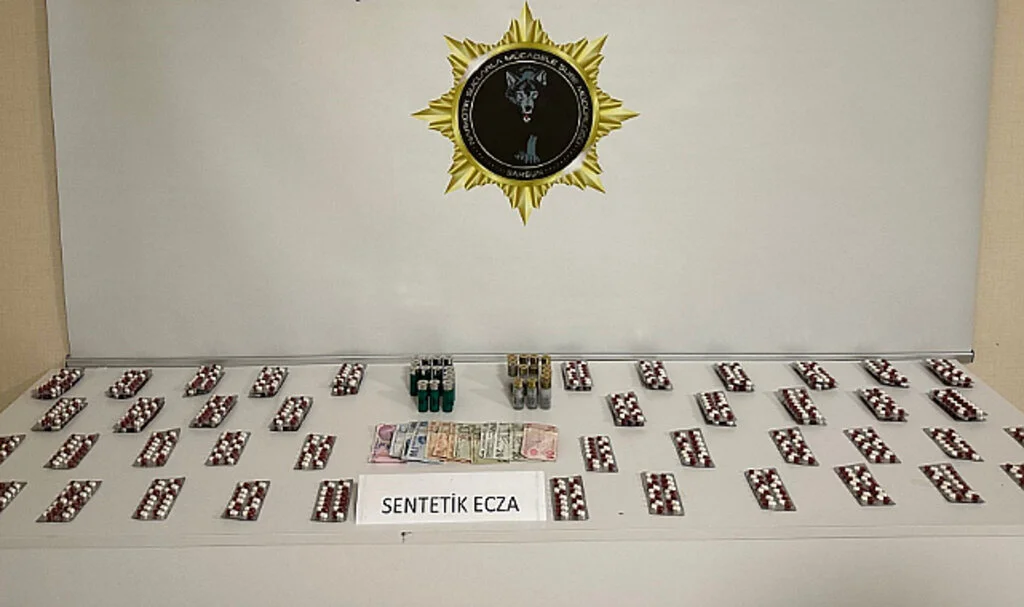 Samsun'da 881 adet sentetik ecza ele geçirildi: 1 gözaltı