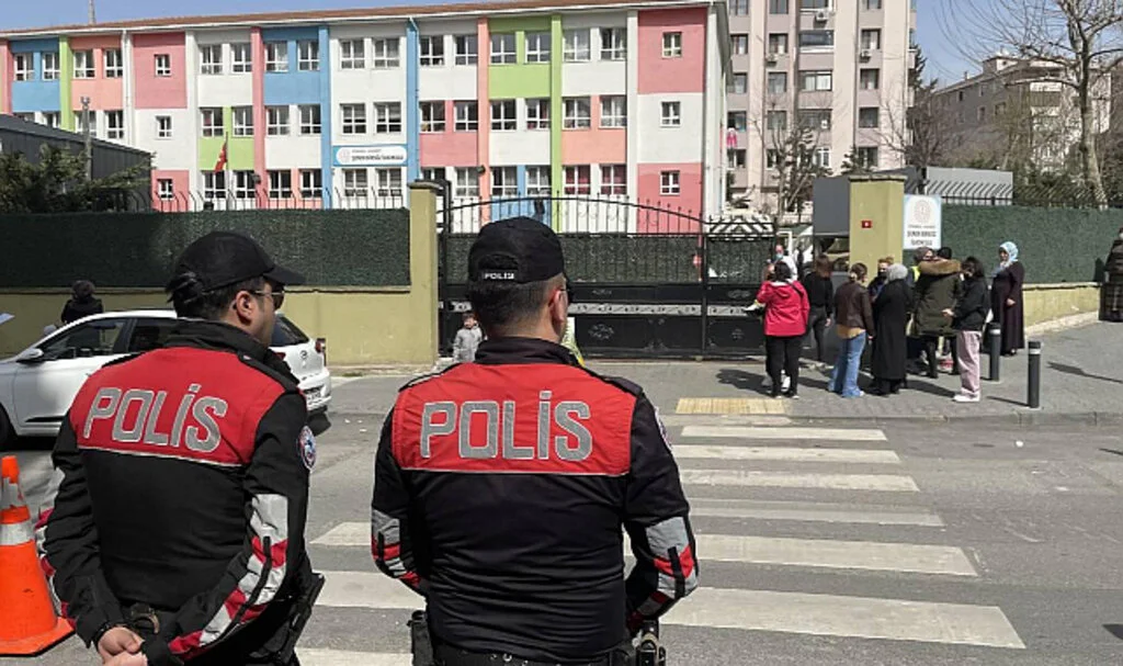 Samsun'da okul çevrelerinde denetimler sürüyor