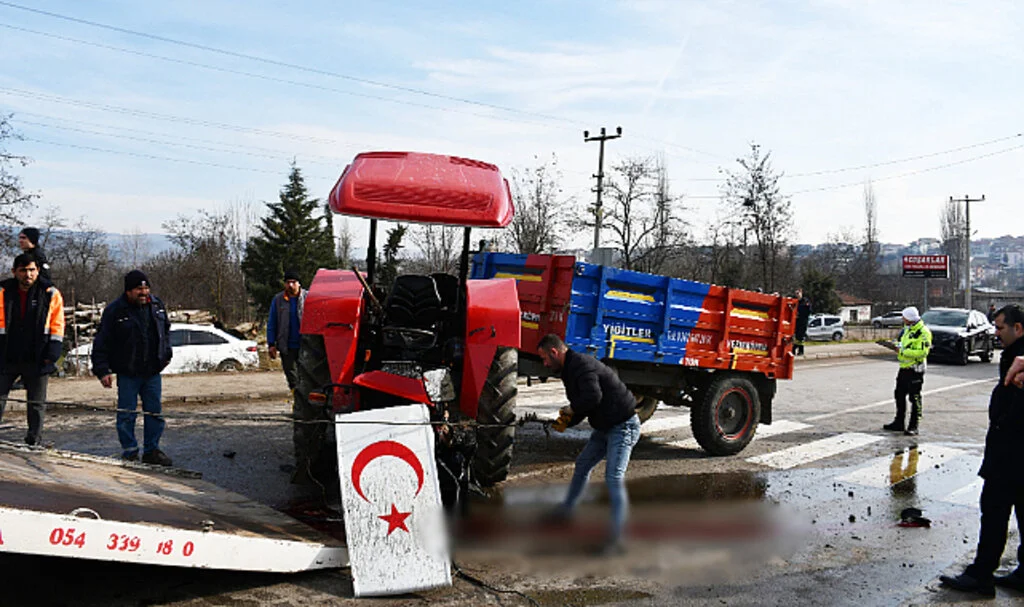 Samsun'da traktör ile hafriyat kamyonu çarpıştı: 1 ölü