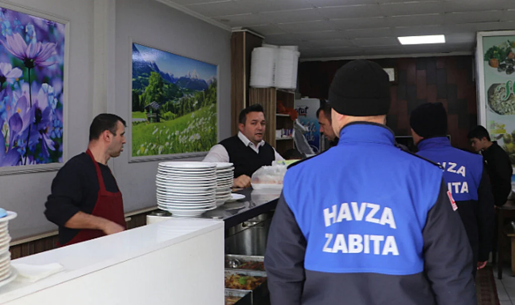 Samsun Havza'da zabıta fiyat  listesi denetiminde 