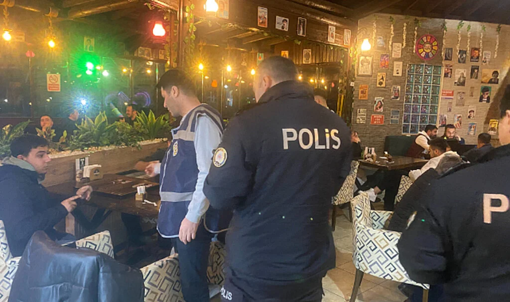 Samsun Kavak'ta polisten sıkı denetim