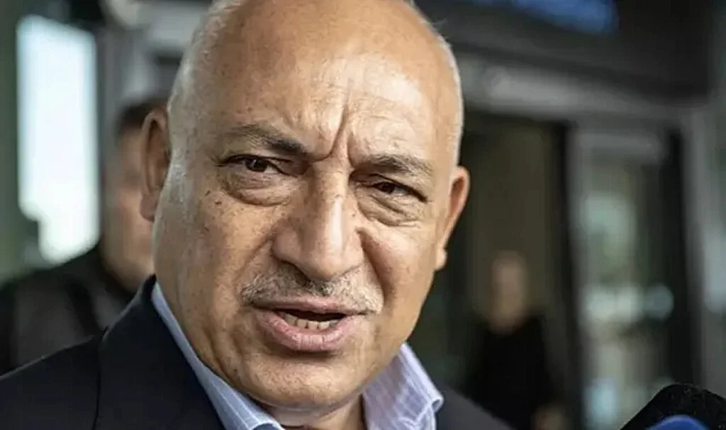 Süper Lig kulüplerinin istifasını istediği Mehmet Büyükekşi görevi bırakıyor! Yerine gelecek isim de şimdiden belli oldu...