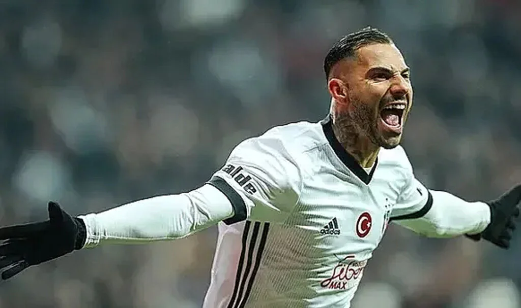 Taraftarın sevgilisiydi... Beşiktaş'ta Feyyaz Uçar Quaresma sorusuna böyle yanıt verdi!