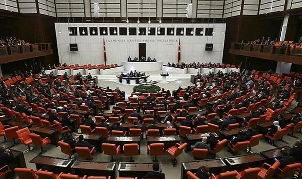 ‘Teröre karşı bildiri’ konulu TBMM Tezkeresi kabul edildi! 'Tüm dünyaya ilan ediyoruz'