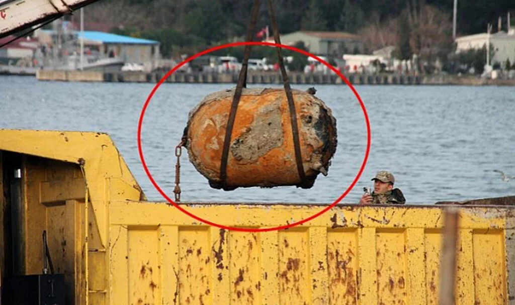 Zonguldak’ta hareketli anlar! Balıkçıların ağına takılan cismin ne olduğu ortaya çıktı! SAS ekipleri böyle alıp götürdü