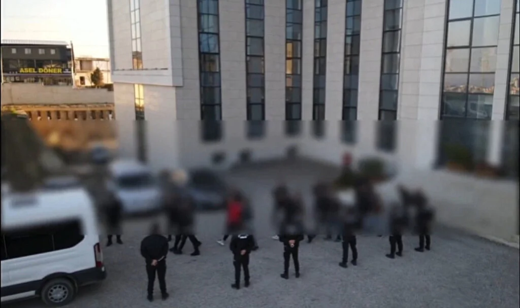 4 İlde Eş Zamanlı Operasyon! "Çakar" İsimli Organize Suç Örgütü Çökertildi, Elebaşları Dahil 8 Kişi Yakalandı