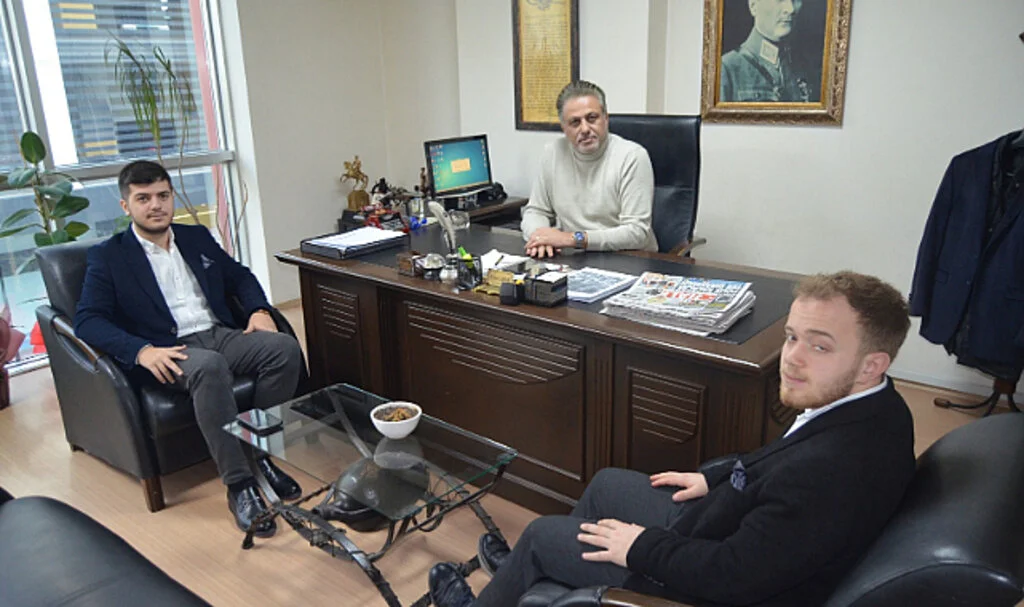 AK Partili Halil İbrahim Akar'dan teşekkür ziyareti 