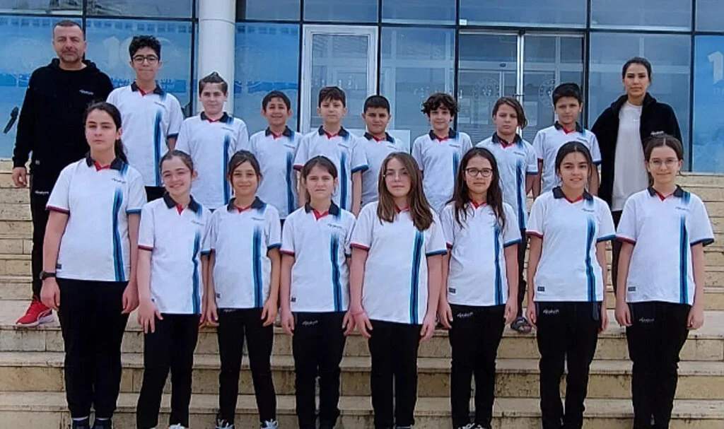 Atakum Koleji'nin yıldızları Çorum'a gitti