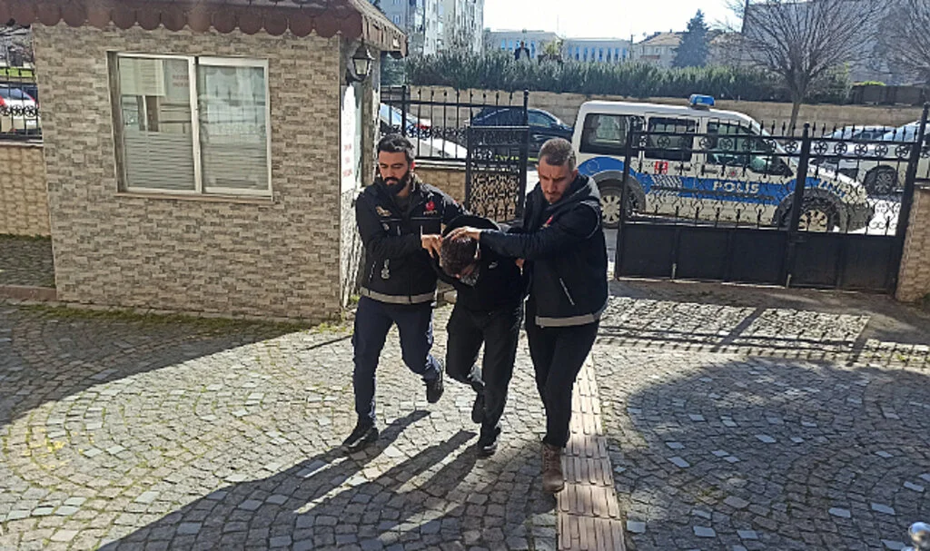 Bafra’da uyuşturucu ve ruhsatsız silah ele geçirildi: 1 gözaltı