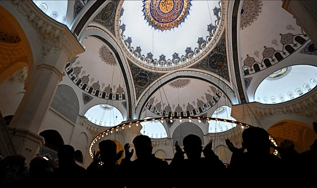 Berat Kandili, Rahmet ve Bereketi Getiriyor