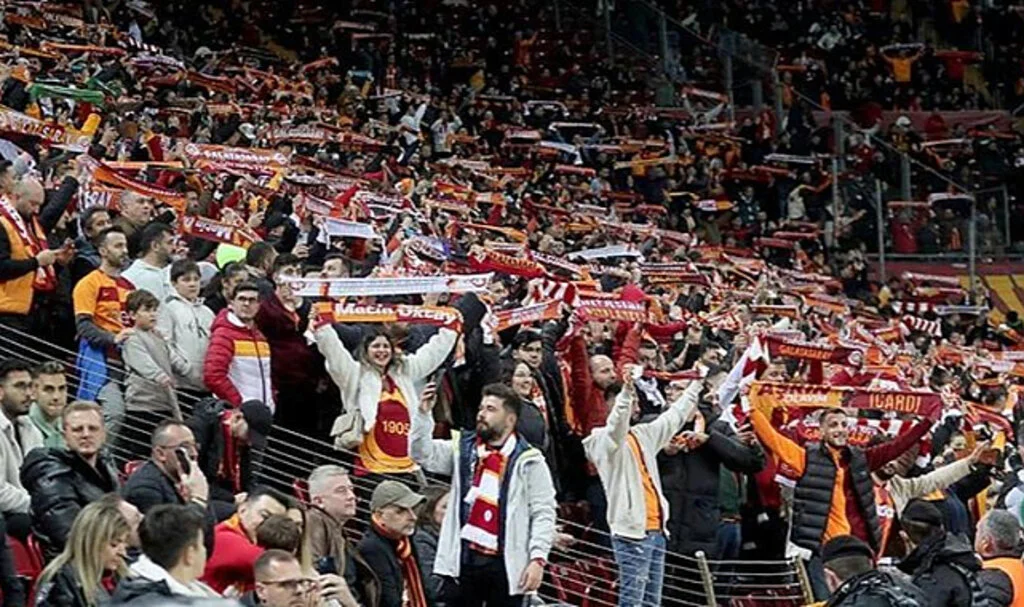 Beşiktaş-Galatasaray derbisinde deplasman taraftarına kapılar açılıyor