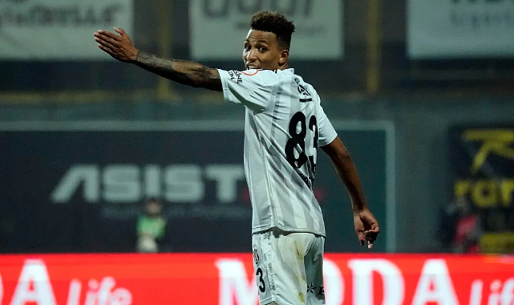 Beşiktaş’ta Gedson ve Zaynutdinov Galatasaray derbisinde yok