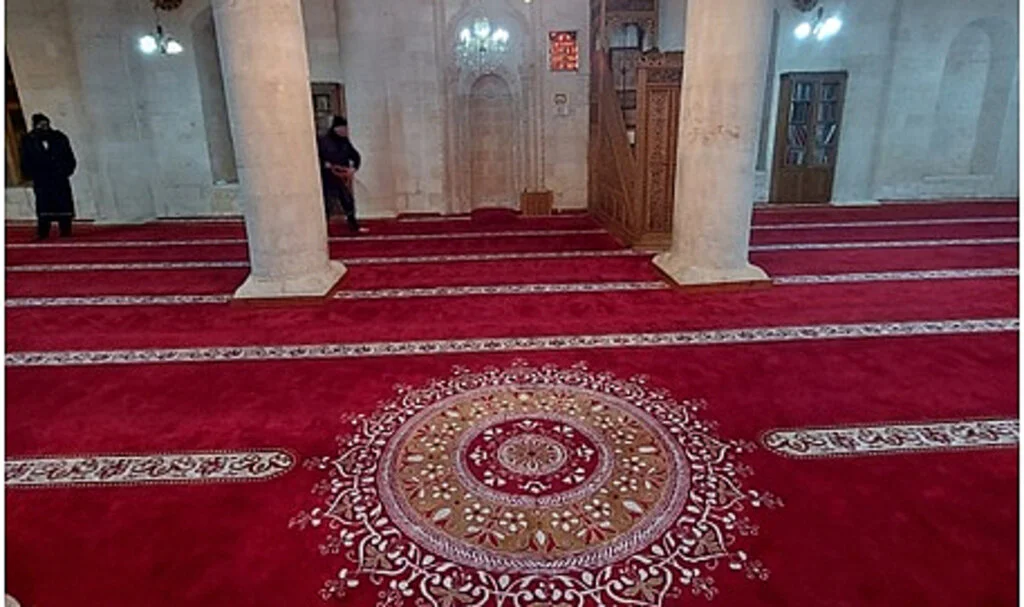 Cami Halısı Nasıl Olmalı?