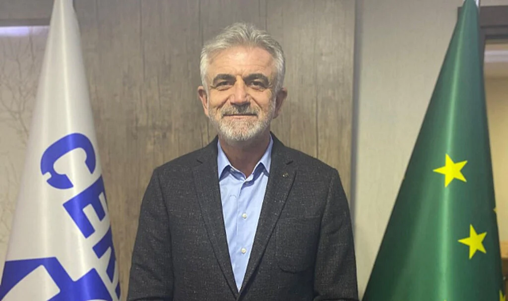 Çerkes İş İnsanları Derneği'nde Ruhan Üney güven tazeledi
