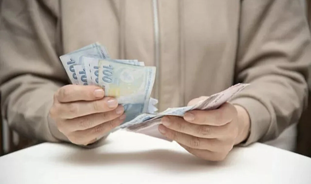 Emekli Maaşlarındaki Refah Payı Kaldırılıyor İddialarına İletişim Başkanlığı'ndan Yalanlama