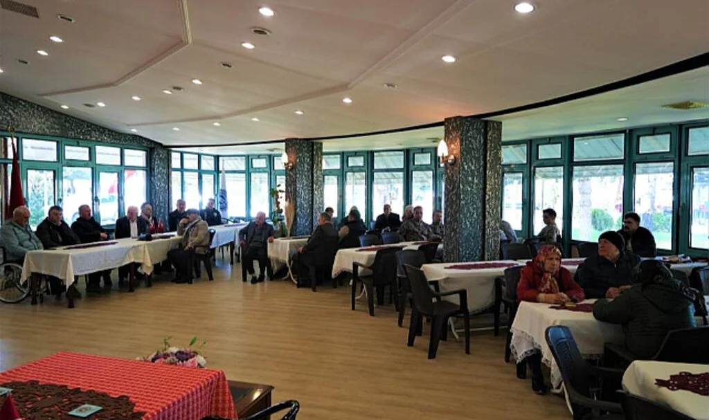 EMŞAV'ın 242 Aydır Devam Eden Şehitleri Anma Programı Gerçekleştirildi