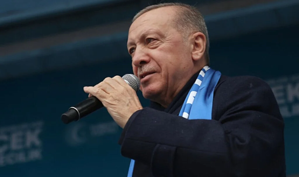 Erdoğan'dan Yapay Zeka Göndermesi: "CHP'nin Yapay Zeka Değil, Gerçek Çözümlere İhtiyacı Var"