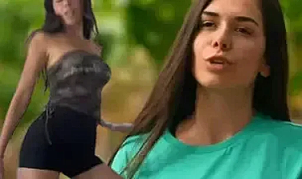 'Esmerin Adı Oya' şarkısında dans etti! Mini şortuyla dansı olay oldu