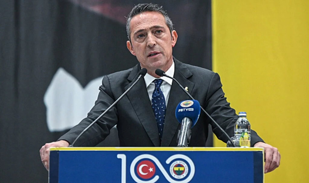 Fenerbahçe'de Ali Koç başkanlığı bırakıyor