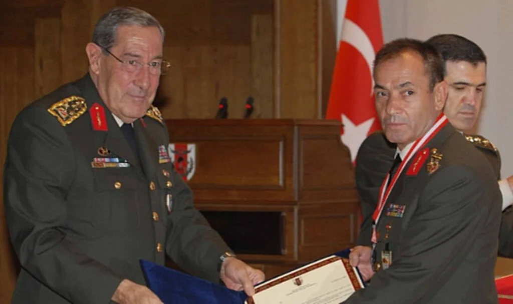FETÖ Kumpasının Mağduru Eski Orgeneral Saldıray Berk Hayatını Kaybetti