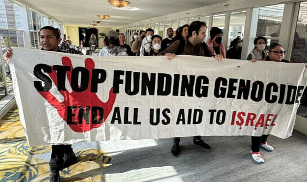 Filistin Destekçileri, Biden'ın Kaldığı Otele Girip Gazze İçin Ateşkes Çağrısı Yaptı
