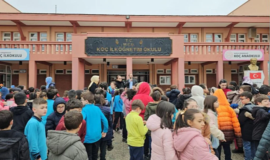 Gemlik'te Meydana Gelen 3,5 Büyüklüğündeki Deprem İstanbul'da da Hissedildi