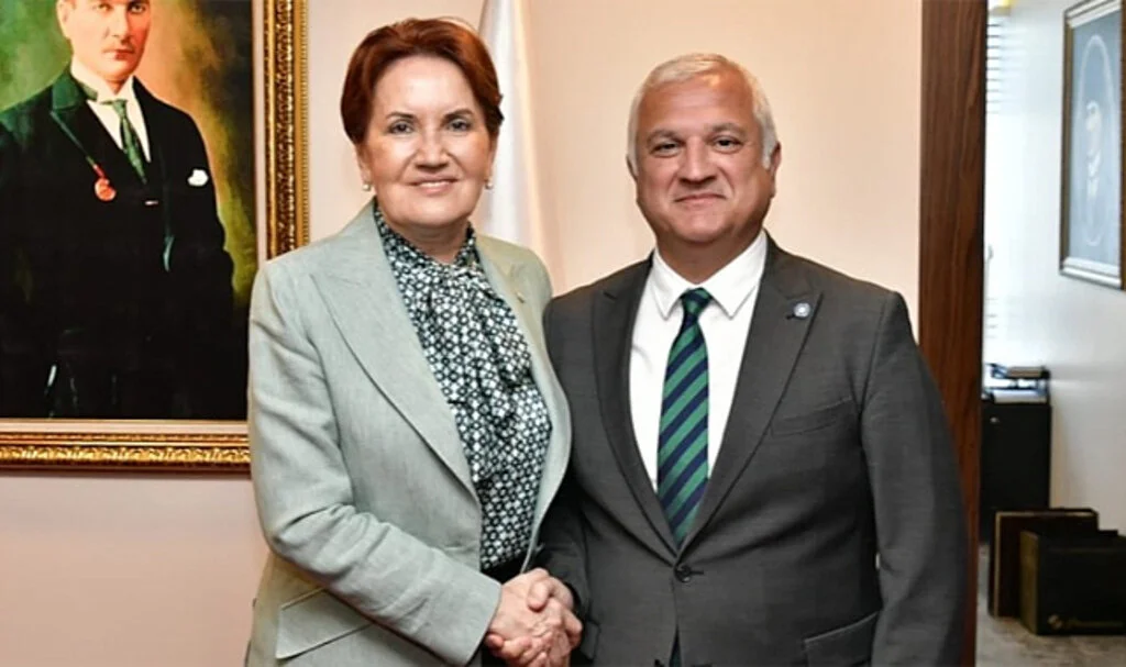 İYİ Partiden İstifasını Açıkladı, Akşener İçin Eleştirilerde Bulundu