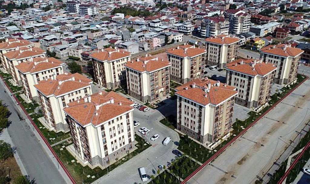 Konut Piyasasında Faiz Artışları Fren Etkisi Yaratıyor