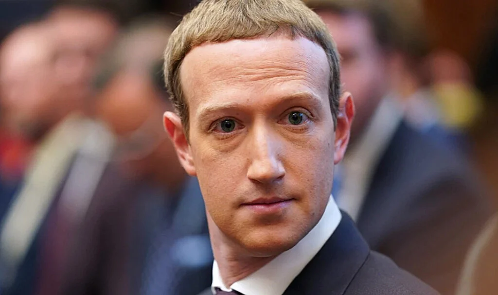 "Mark Zuckerberg'a Göre, Teknoloji Sektöründeki İşten Çıkarmaların Sebebi Ne?
