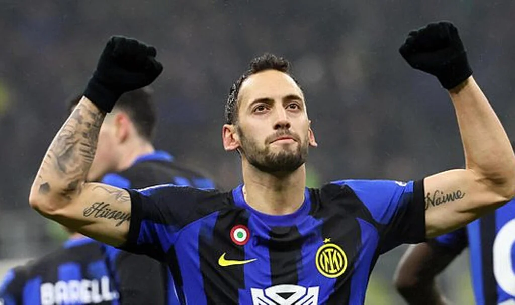 Milan'ın Eski Teknik Direktörü Arrigo Sacchi'den Hakan Çalhanoğlu İtirafı! "En Büyük Pişmanlığı..."