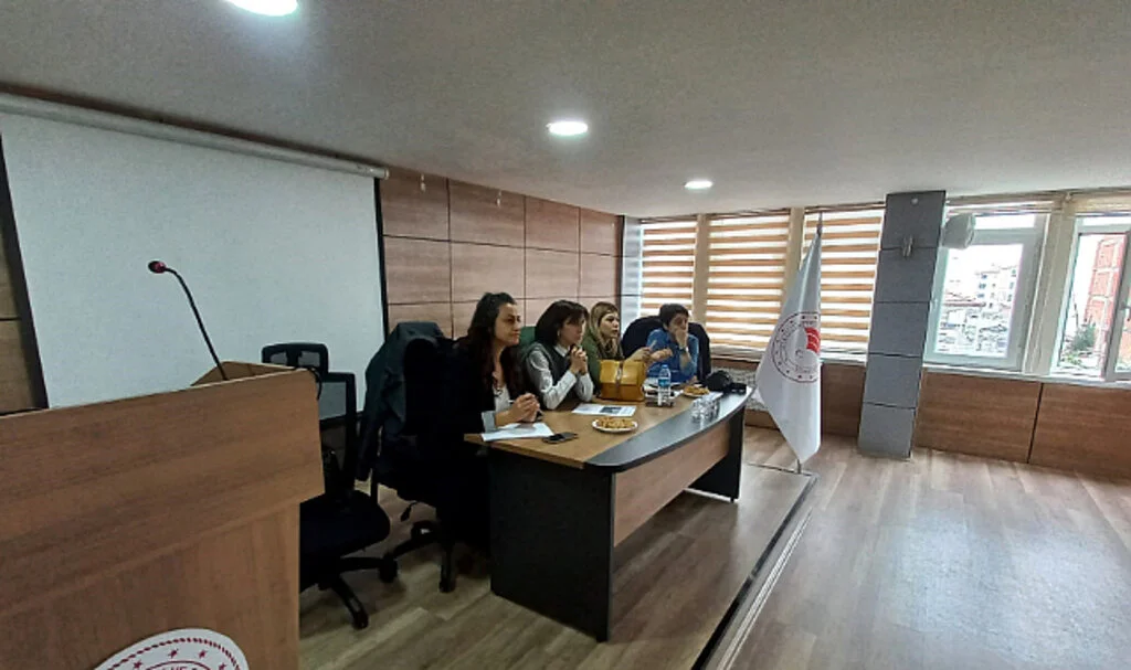 Muhtarlardan 'sıfır atık' seferberliğine destek 