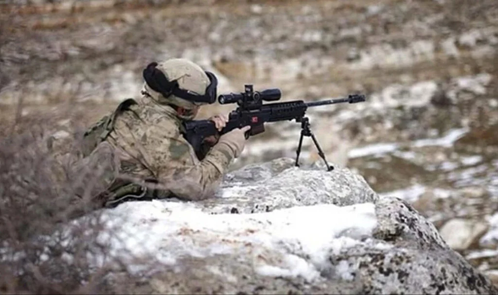 Pençe-Kilit Operasyonu'nda 4 PKK'lı Terörist Etkisiz Hale Getirildi