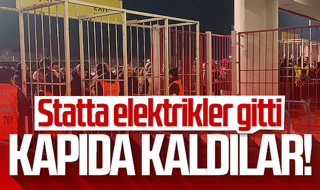 Samsun 19 Mayıs Stadı'nda elektrikler gitti taraftar kapıda kaldı! Passolig rezaleti...