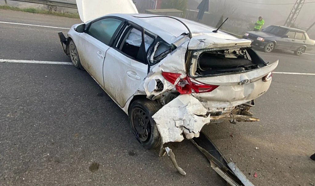 Samsun Alaçam'da otomobil ile kamyon çarpıştı, 1 kişi hafif yaralandı