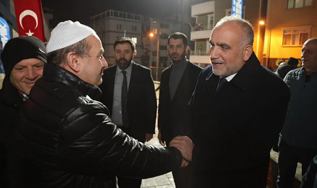 Samsun Canik'te eller semaya kalktı