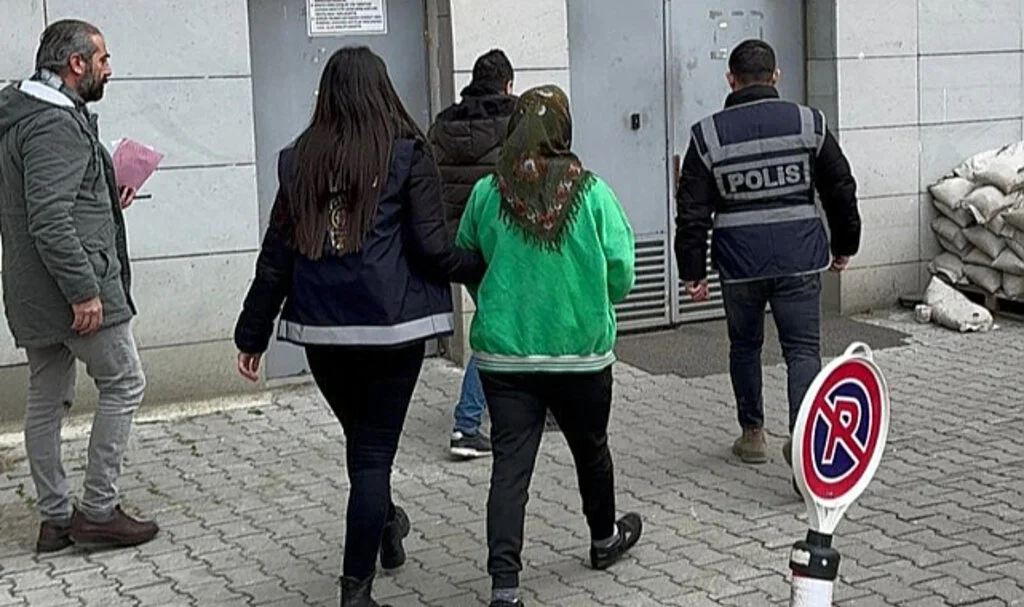 Samsun'da 18 yıl 4 ay hapis cezası bulunan kadın yakalandı