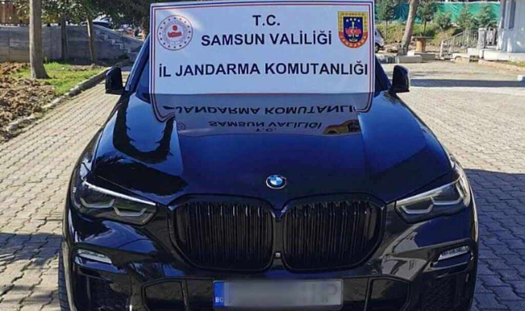 Samsun'da 3,5 milyonluk gümrük kaçağı araç ele geçirildi