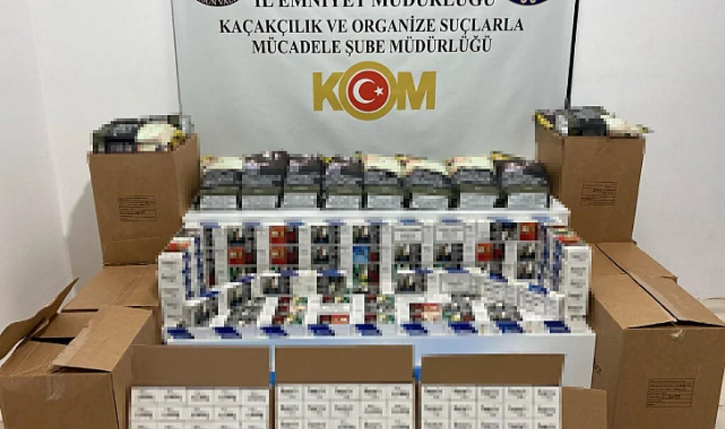 Samsun'da 50 bin adet makaron ve 100 kilo sahte bandrollü tütün ele geçirildi