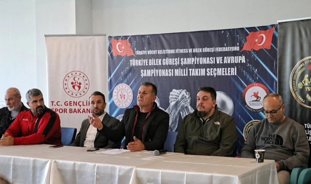 Samsun'da bilek güreşi heyecanı